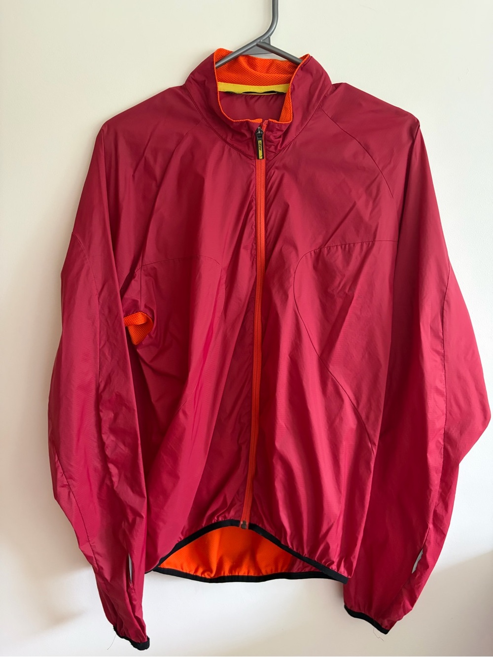 Mavic - men’s size Large Aksium Cycling Jacket,